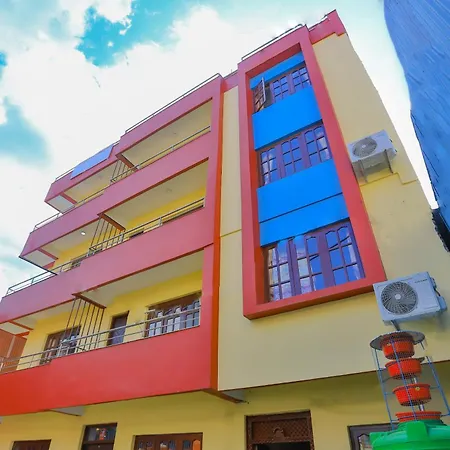 Oyo 589 Hotel Trimurti