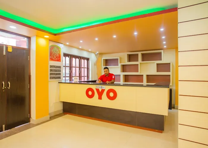 Oyo 589 Trimurti 3*